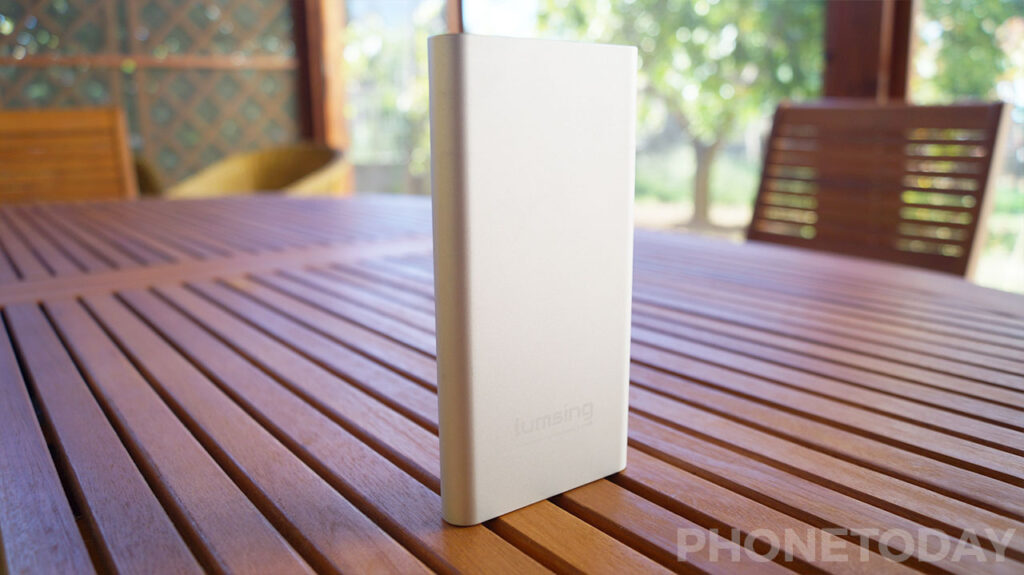 Lumsing Power Bank 12000 mAh: la nostra recensione 4