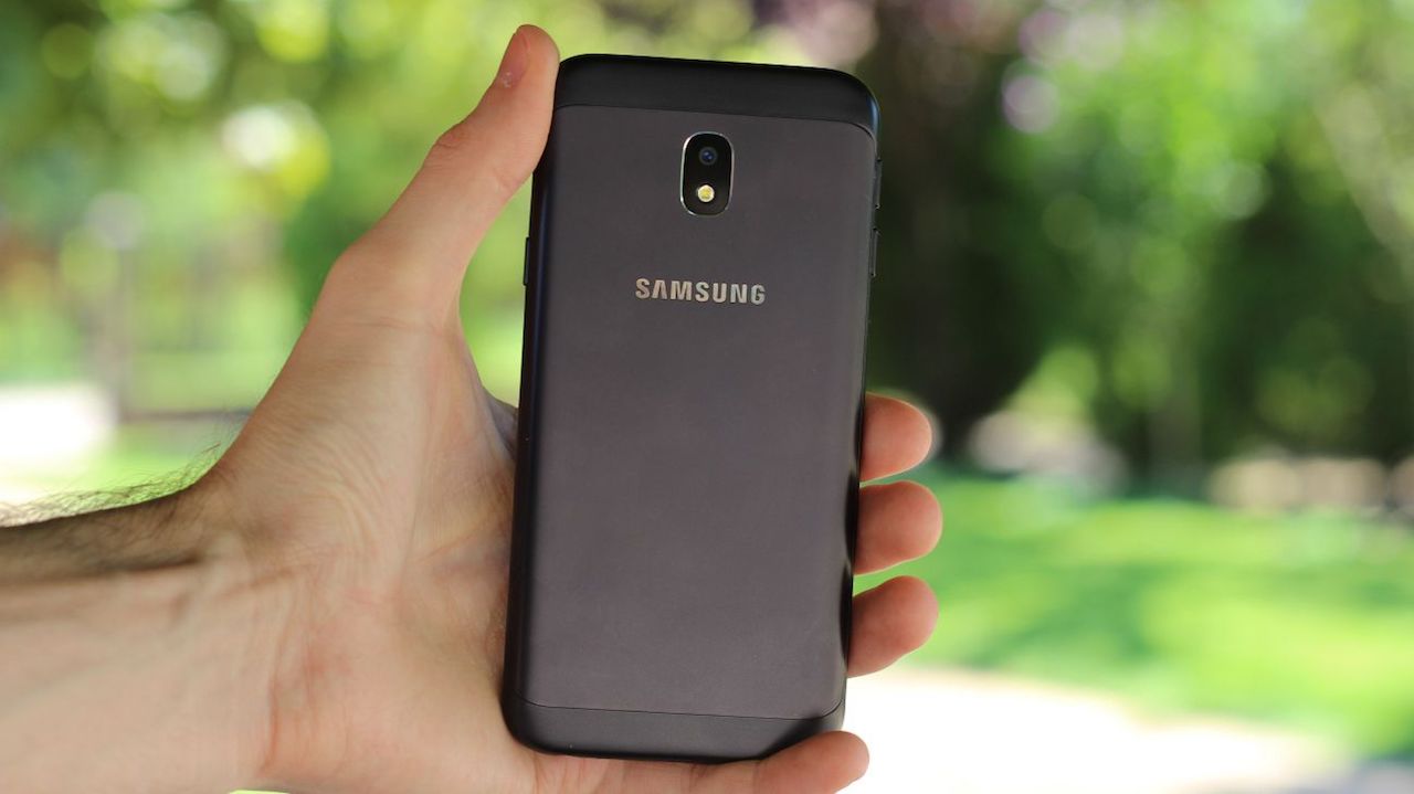 Come aggiornare Samsung Galaxy J3 2017 6