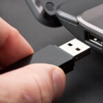 Come formattare una chiavetta USB protetta da scrittura 2