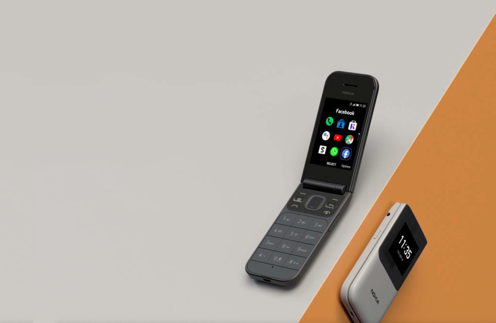 Nokia 2720 Flip, il telefono a conchiglia con Whatsapp 6