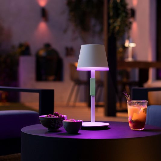 La gamma di prodotti Philips Hue si espande ancora una volta con numerosi nuovi prodotti 3