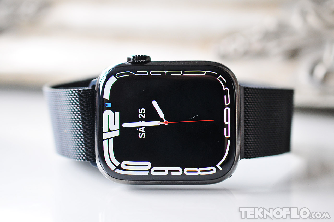 Apple Watch Pro: schermo più grande, resistenza estrema e prezzo vicino ai 1.000 dollari secondo Gurman | 1