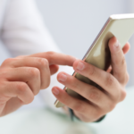 Le vendite di smartphone sono scese sotto i 100 milioni di unità a maggio 2