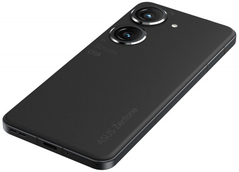 Le fotocamere posteriori di ZenFone 9 si alzano in due cerchi dal resto della superficie posteriore.