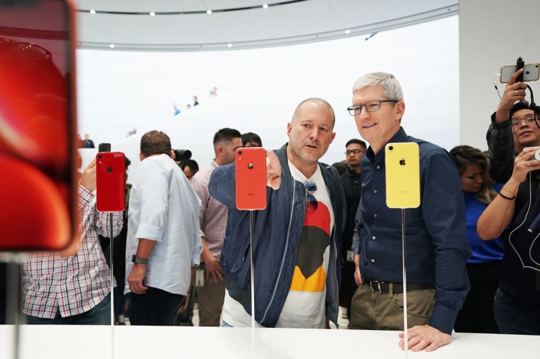 Apple e Jony Ive terminano la loro associazione dopo tre anni, ora lo fanno 5