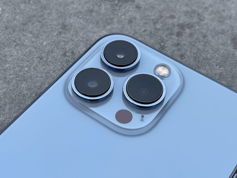 Insider Apple: previsto teleobiettivo periscopio con zoom ottico 5-6x in arrivo nel 2023 su un solo modello di iPhone 1