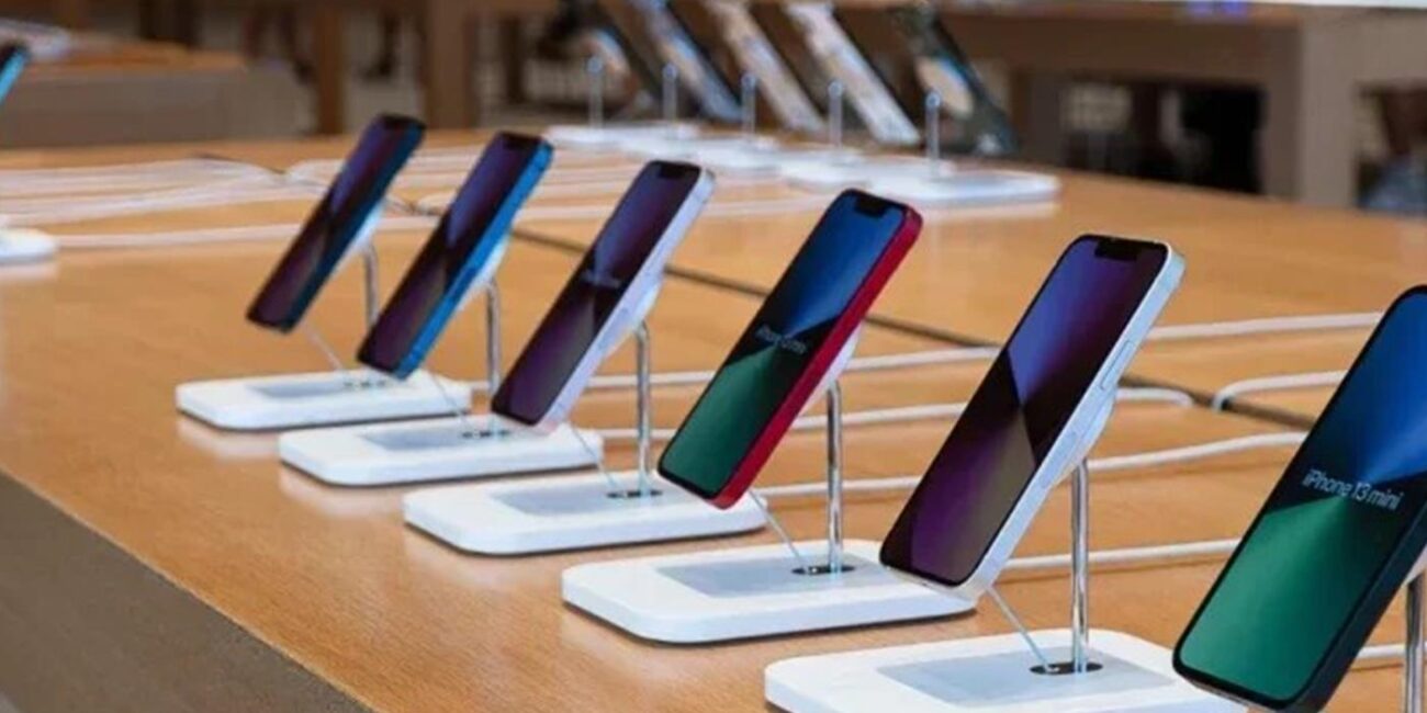 Dal 2025 nuove etichette UE su smartphone e tablet: più trasparenza su efficienza, durata e riparabilità 1