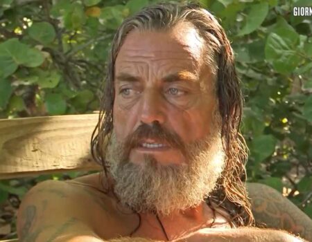 Mirko Frezza sull'orlo dell'abbandono all'Isola dei Famosi: lo sfogo contro Patrizia Rossetti 7