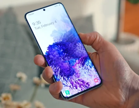 Samsung Galaxy S25 FE: design e specifiche rivelate dalle indiscrezioni 2