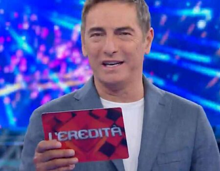 L'Eredità, puntata dell'1 giugno 2025: ritardi, addii e il Triello finale 8