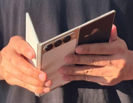 Tecno presenta un concept innovativo per smartphone pieghevole a forma di G 5