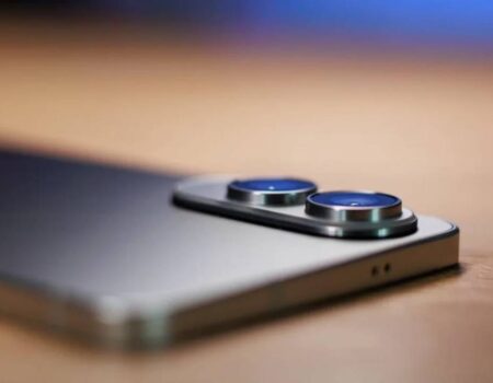 Samsung Galaxy S26 Edge: più sottile del predecessore con batteria da 4.200 mAh 3