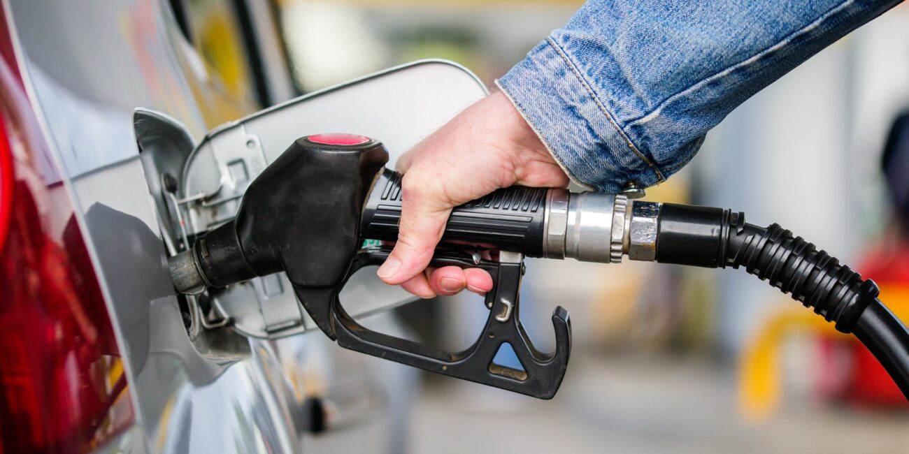 Sequestrati 34 mila litri di gasolio alterato nel milanese: il pericolo per auto e ambiente Sequestrati 34 mila litri di gasolio alterato nel milanese: il pericolo per auto e ambiente 1
