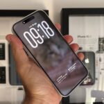iOS 26 modifica l'Always On Display: arriva lo sfondo sfocato di default 2
