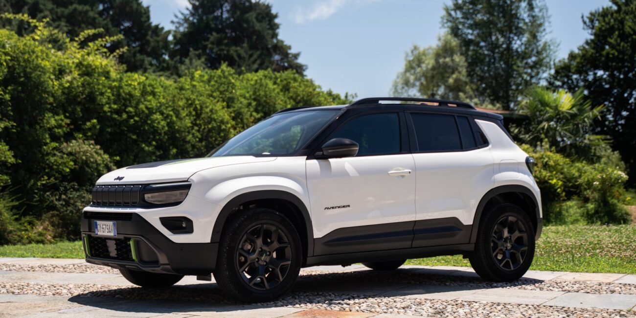 Jeep Avenger resta il B-SUV più venduto in Italia nel 2025, ma a luglio cede il passo alla Dacia Duster 1