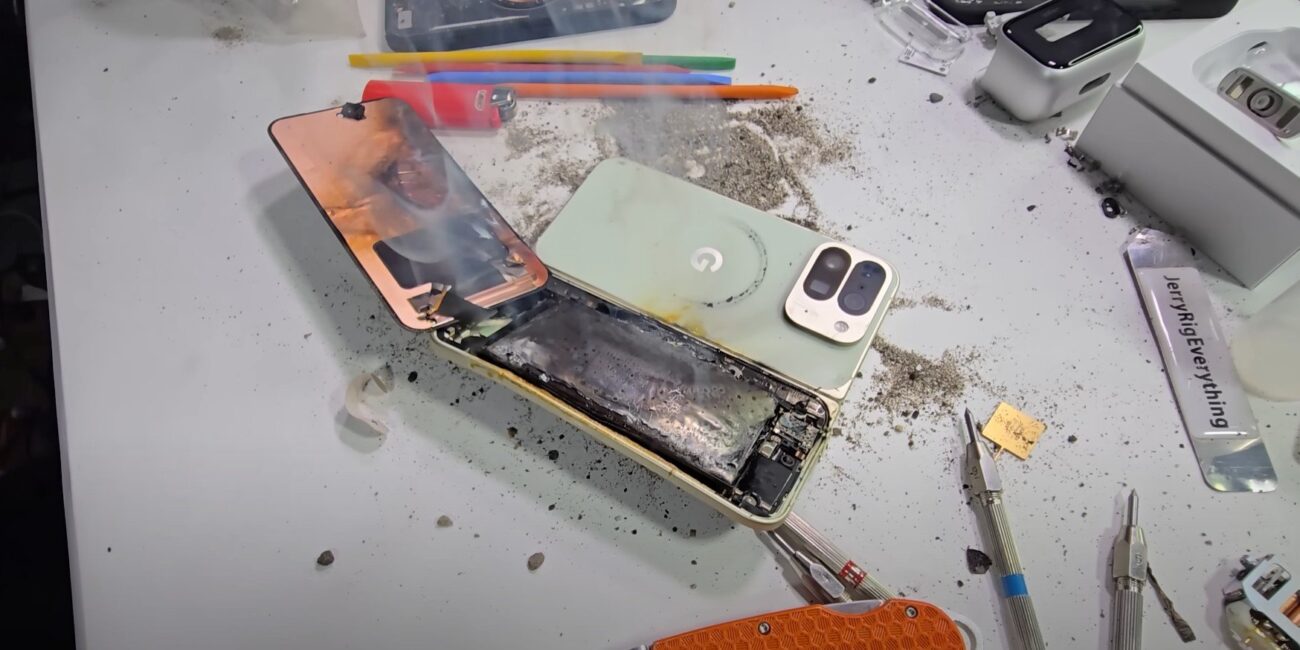 Pixel 10 Pro Fold di Google va a fuoco durante test di resistenza 1