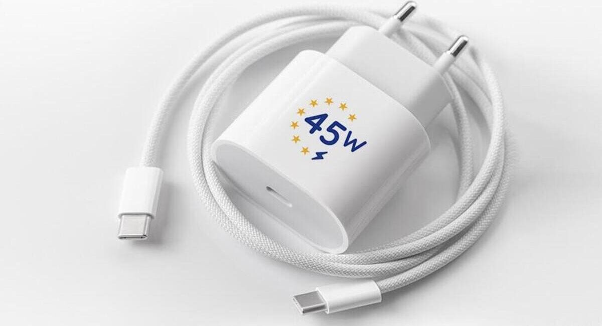 Caricabatterie, dal 2028 obbligatoria la porta USB-C e cavi staccabili 1