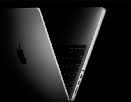Apple prepara una rivoluzione per i MacBook Pro: display OLED touch in arrivo nel 2026-2027 7