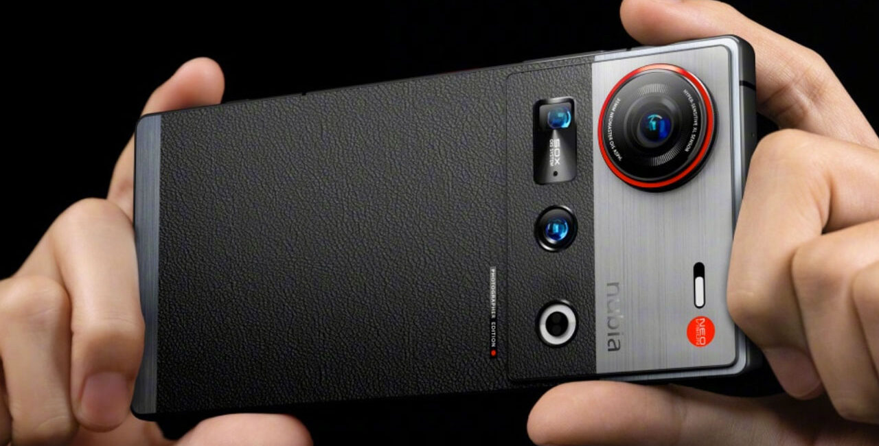 Nubia Z80 Ultra: Presentato il nuovo top di gamma con batteria da record e fotocamera potenziata Nubia Z80 Ultra: Presentato il nuovo top di gamma con batteria da record e fotocamera potenziata 1