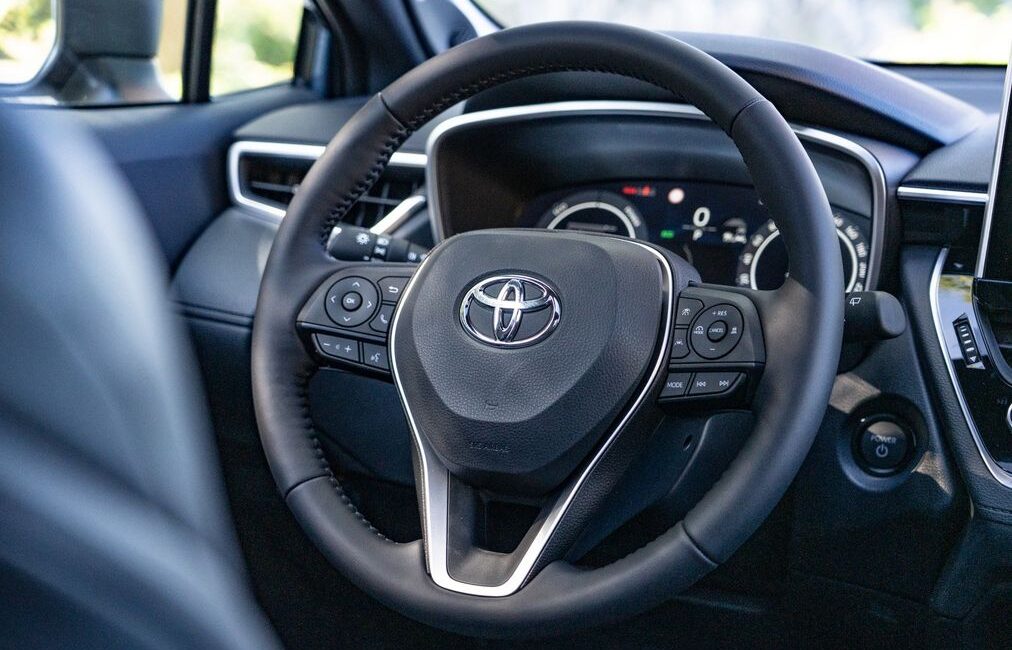 Nuova Toyota Corolla Cross: l'evoluzione dell'abitacolo tra comfort e tecnologia 1