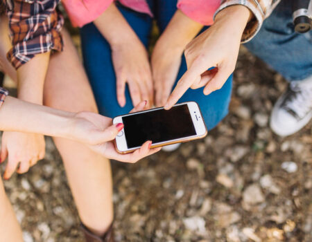 Regalare il primo iPhone ai figli, quale scegliere 1