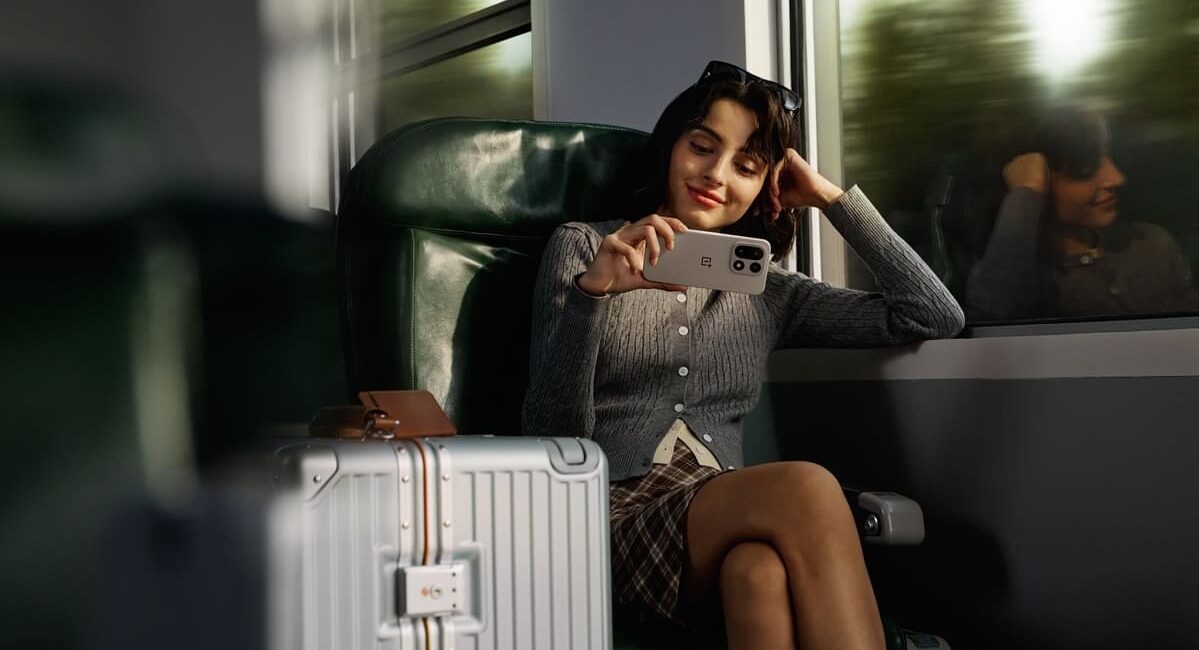 OnePlus 15 arriva in Italia: potenza estrema, fotografia pro e AI generativa al centro 1