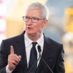 Tim Cook Resta alla Guida di Apple: Smentite le Voci di un Passaggio di Consegne Imminente 3