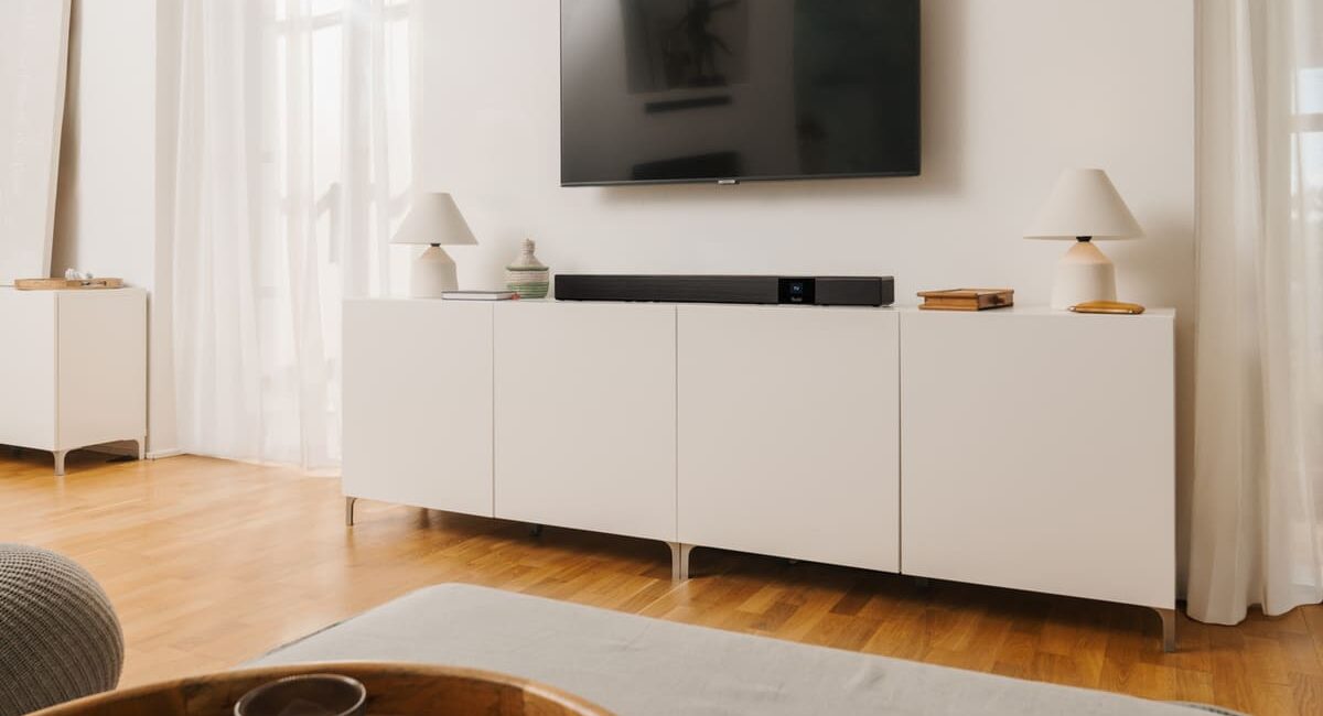 Teufel Cinebar 22: la soundbar compatta che promette il cinema in casa con Dolby Atmos e subwoofer wireless 1