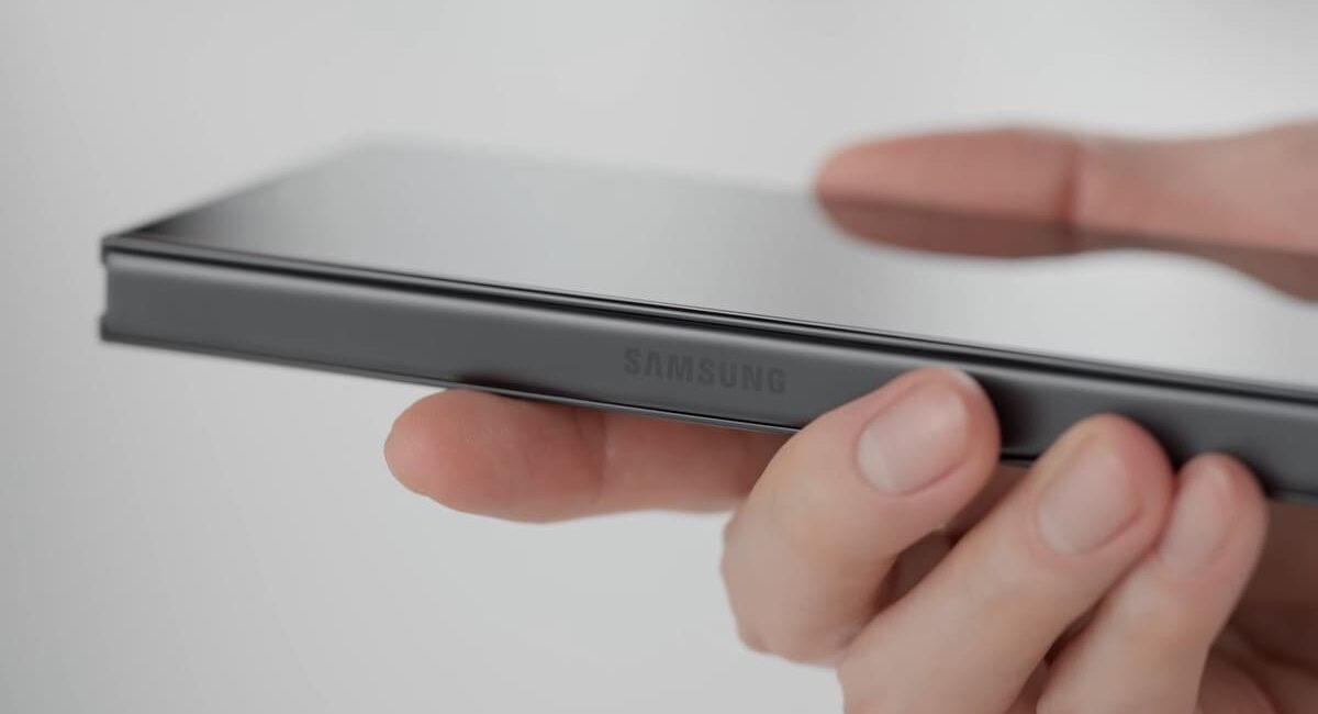 Samsung Svela i Segreti del Galaxy Z TriFold: Unboxing, Design e Accessori Esclusivi 1