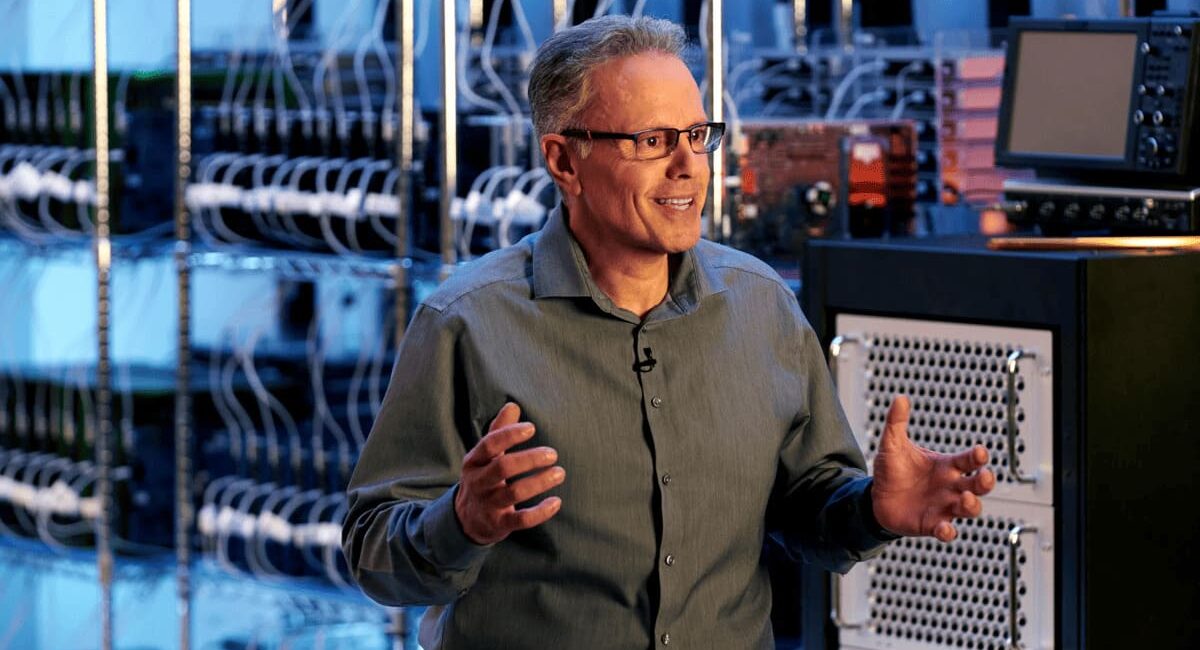 Apple sotto scossone: Johny Srouji, l'architetto dei chip, valuterebbe l'addio 1