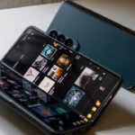 Samsung: in arrivo due pieghevoli a libro? Il mistero del modello SM-F971 3