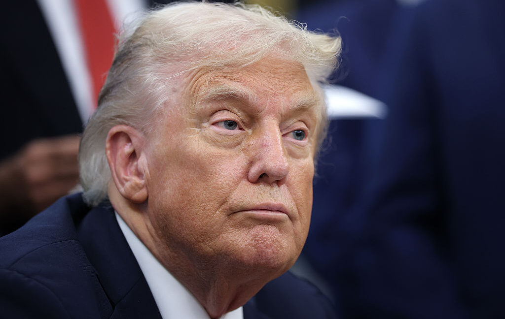 La Manovra di Trump per Bloccare le Leggi Statali sull'IA Fallisce nel Disegno di Legge sulla Difesa 1