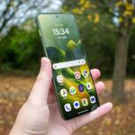 Motorola Edge 70 Ultra: i primi render svelano design e tasto dedicato all'IA 3